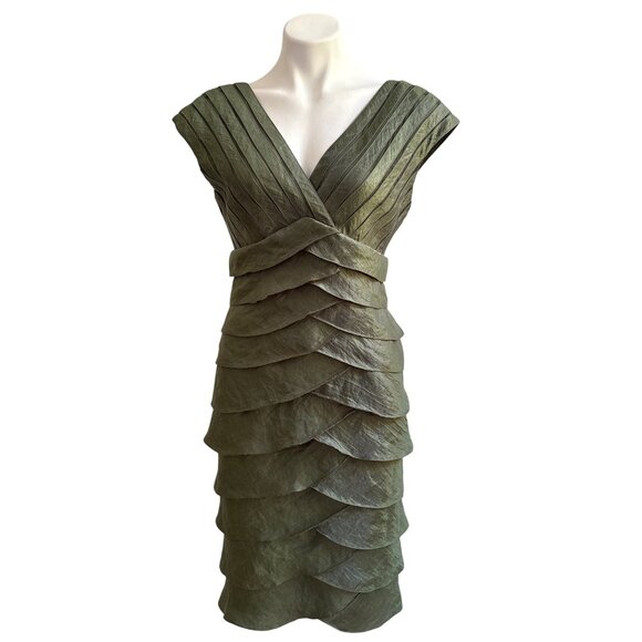 Adrianna Papell Shutter Pleat Dress, Green Cocktail Women's Size 8 - Picture 1 of 10
